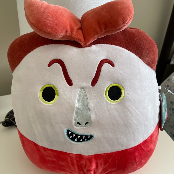 nightmare before christmas squishmallow lock